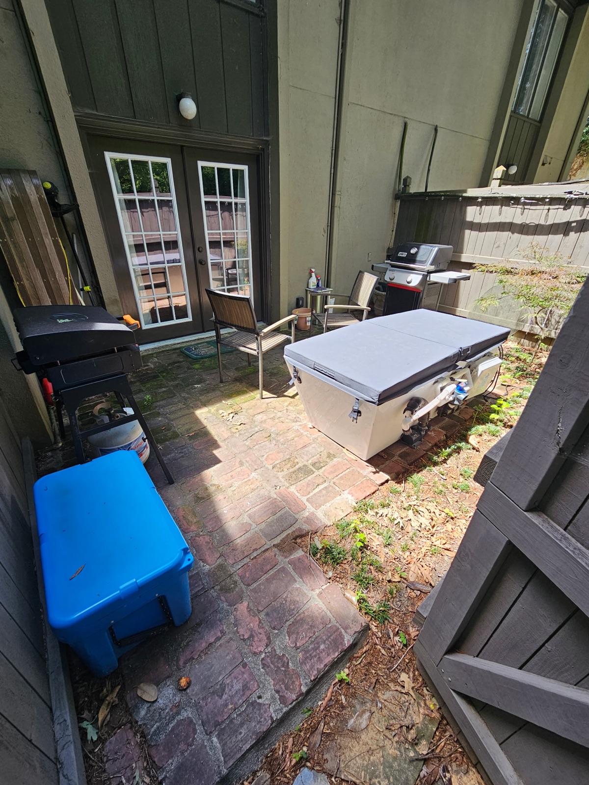 Pressure washing - before